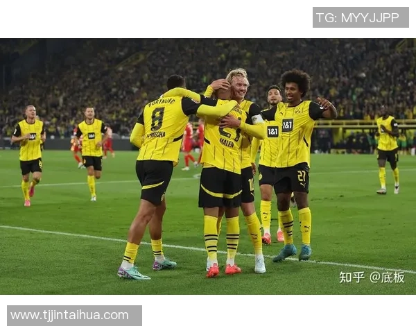 德甲激战莱比锡与多特蒙德战成平局乌龙球引发全场热议与转会传闻