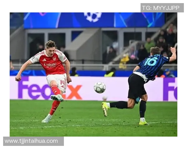 欧冠激战国米逆转阿森纳争议判罚引发全场热议